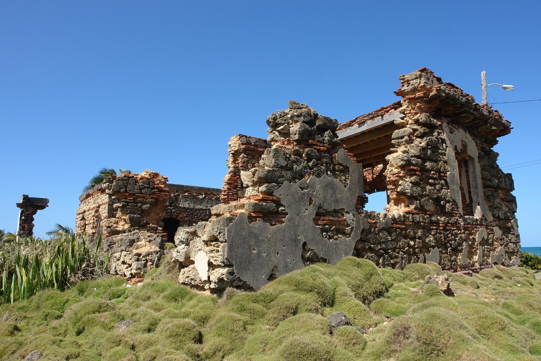 Ruinas del Antiguo Leprocomio - Toa Baja - 2011 00003